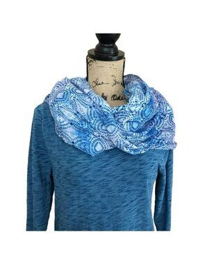 NEW EDDIE BAUER BLUE SCARF Womens
